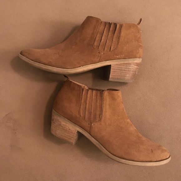 comfort booties wide width